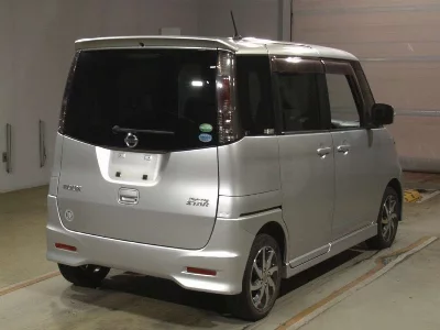 NISSAN ROOX