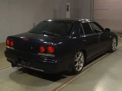 NISSAN SKYLINE