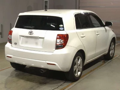 Toyota Ist