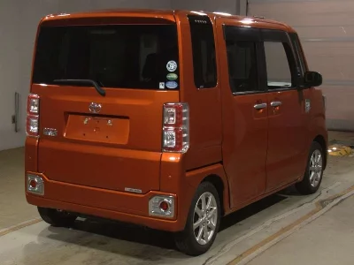 Toyota Pixis Mega