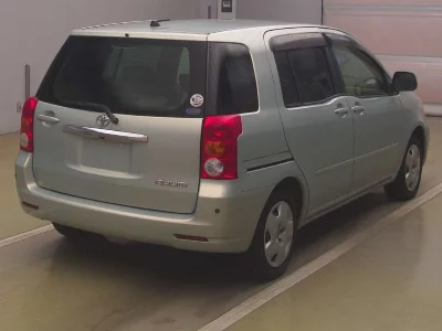 Toyota Raum