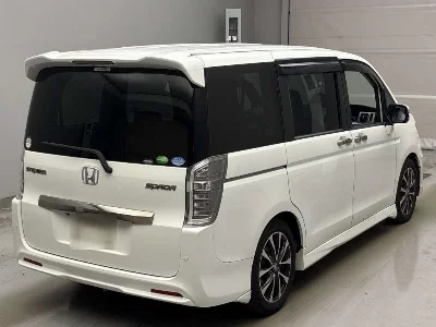 Honda STEPWGN SPADA