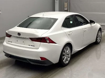 Lexus IS300h