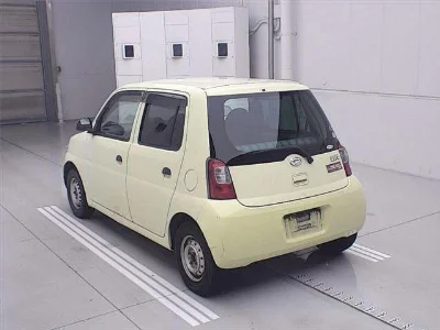 DAIHATSU ESSE