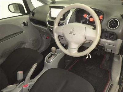 Mitsubishi i