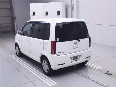 Nissan Otti