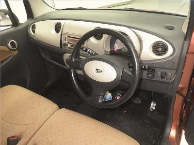 Daihatsu Move Latte