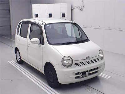 Daihatsu Move Latte