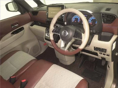 NISSAN ROOX