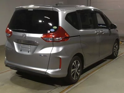 Honda FREED + HYBRID