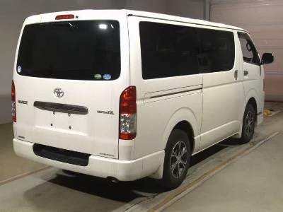 Toyota HiAce Van