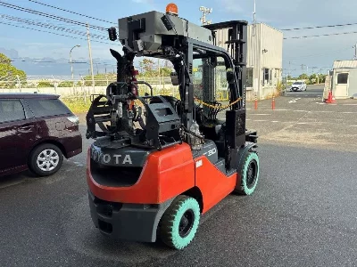 Toyota  FORKLIFT