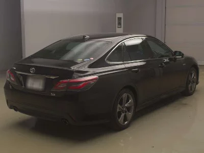 Статистика аукционов Toyota CROWN HYBRID