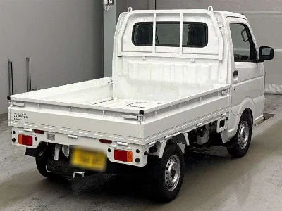 Nissan NT100 Clipper
