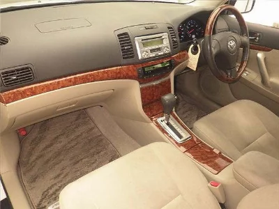 Toyota Premio