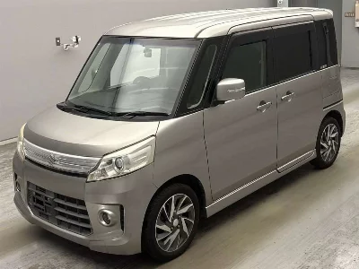 Suzuki Spacia Custom