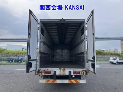 Hino PROFIA