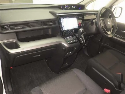Honda STEPWGN SPADA