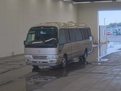 TOYOTA COASTER