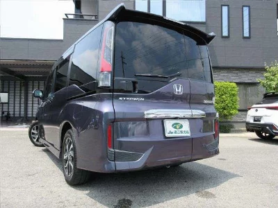 Honda STEPWGN SPADA