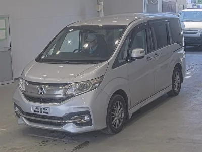 Honda STEPWGN SPADA
