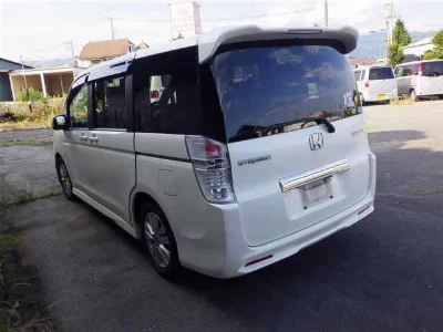 Honda STEPWGN SPADA