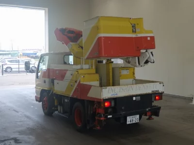 Isuzu ELF