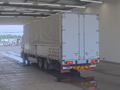 NISSAN DIESEL (UD) QUON