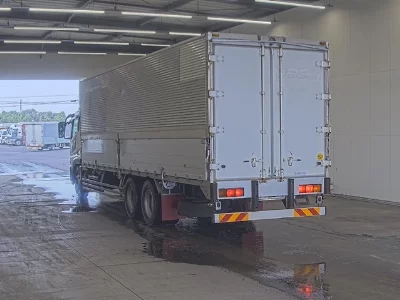 Mitsubishi FUSO SUPER GREAT