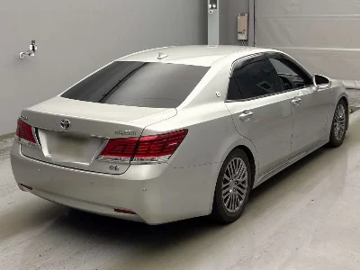 Toyota CROWN MAJESTA