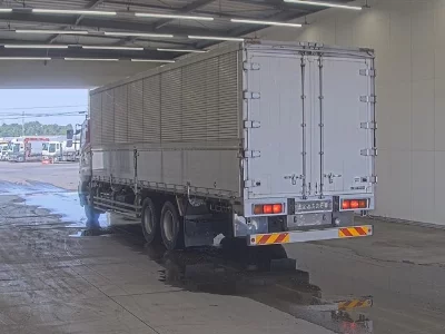 Hino PROFIA