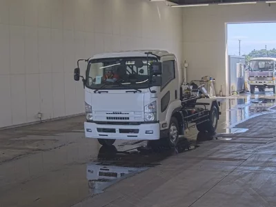 Isuzu Forward