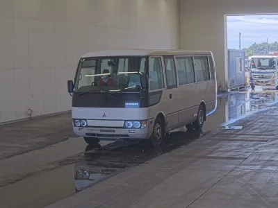 Mitsubishi FUSO ROSA