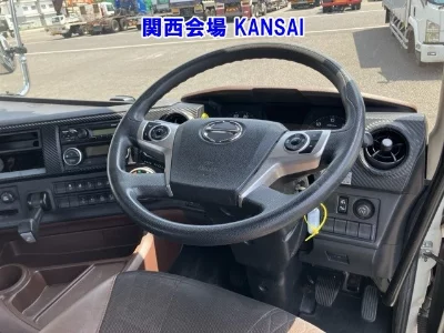 Hino Profia