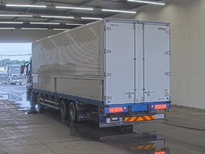 Mitsubishi FUSO SUPER GREAT