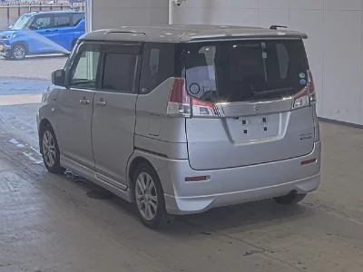 Suzuki Solio