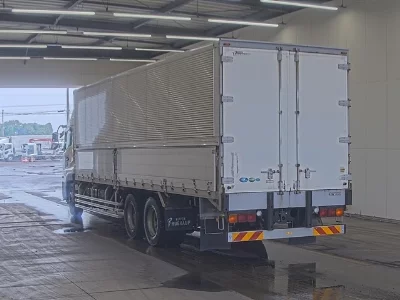NISSAN DIESEL (UD) QUON