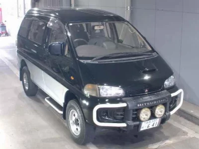 Mitsubishi DELICA SPACE GEAR