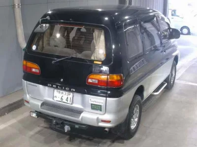 Mitsubishi DELICA SPACE GEAR