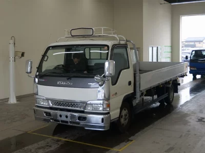 Isuzu Elf