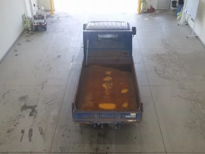 Mazda Titan