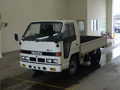 Isuzu Elf