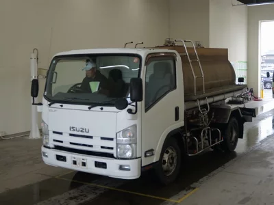Isuzu Elf
