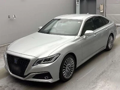 Toyota CROWN HYBRID