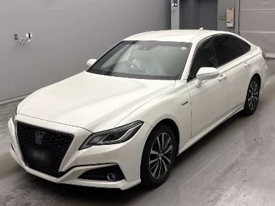 Toyota CROWN HYBRID