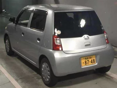 Daihatsu Esse
