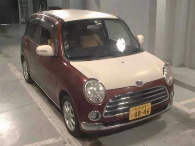 Daihatsu Mira Gino