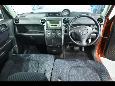 Toyota bB