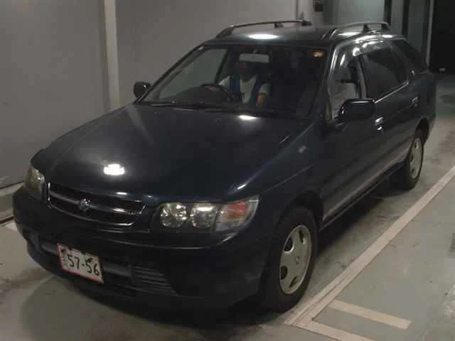 Nissan R'nessa  с аукциона в Японии