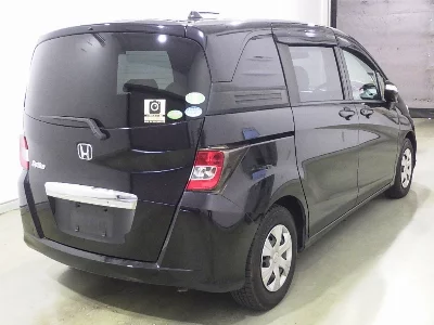 Honda Freed Spike